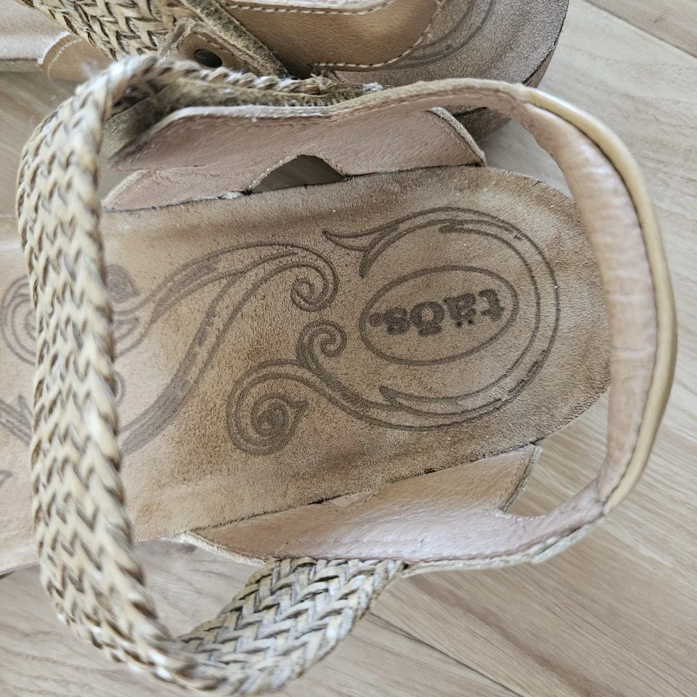 Taos Women's Bonnie Sandal Camel Strappy Leather Comfort 8-8.5 Tan - Picture 6 of 11